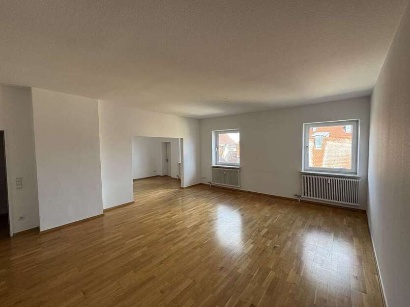 Wohnung zum Mieten in Augsburg 1.107 € 82 m²