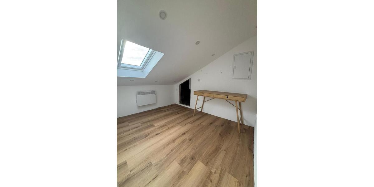 Dachgeschoßwohnung Werne - 3 Zimmer, 600&euro; | Angebot:23703443