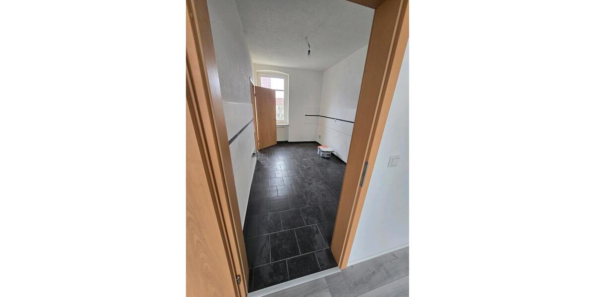 Etagenwohnung Burg - 1 Zimmer, 34 m&sup2;, 286&euro; | Angebot:25892805