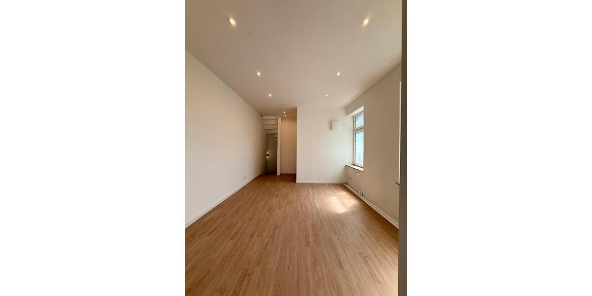 Etagenwohnung Schleswig - 1 Zimmer, 30 m&sup2;, 380&euro; | Angebot:25064442