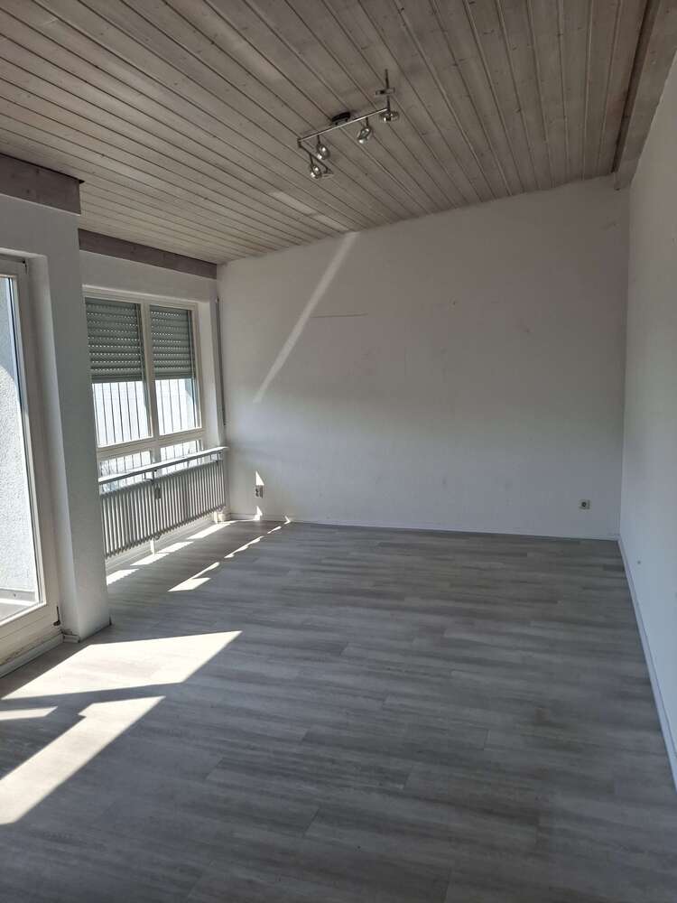Wohnung zum Mieten in Karlsruhe 740 € 68 m²