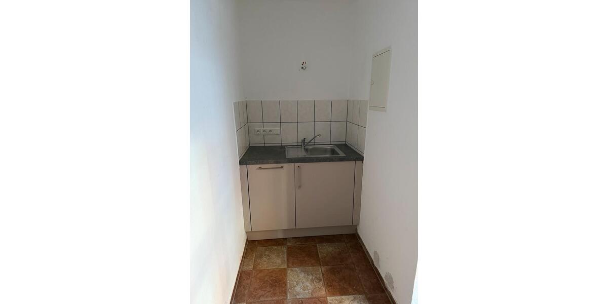 Etagenwohnung Stendal - 1 Zimmer, 30 m&sup2;, 290&euro; | Angebot:24919517