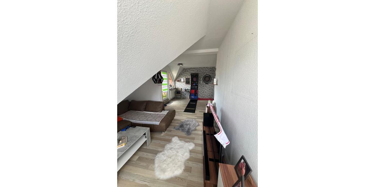 Dachgeschoßwohnung Stetten am kalten Markt - 4 Zimmer, 87 m&sup2;, 680&euro; | Angebot:24704741