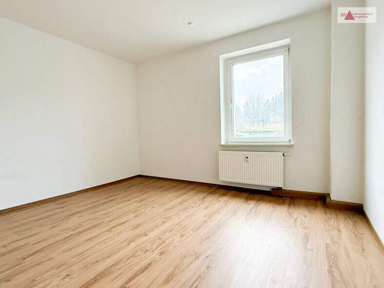 Etagenwohnung Geyer - 4 Zimmer, 92 m&sup2;, 520&euro; | Angebot:26377316
