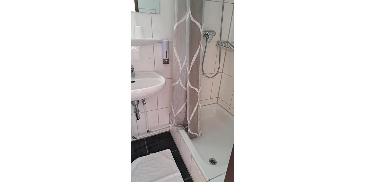 Wohnen auf Zeit Fellbach Oeffingen - 1 Zimmer, 30 m&sup2;, 850&euro; | Angebot:25024884