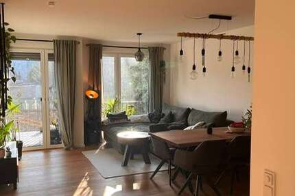 Wohnung Düsseldorf Oberbilk - 3 Zimmer, 75 m&sup2;, 1.354&euro; | Angebot:25163916