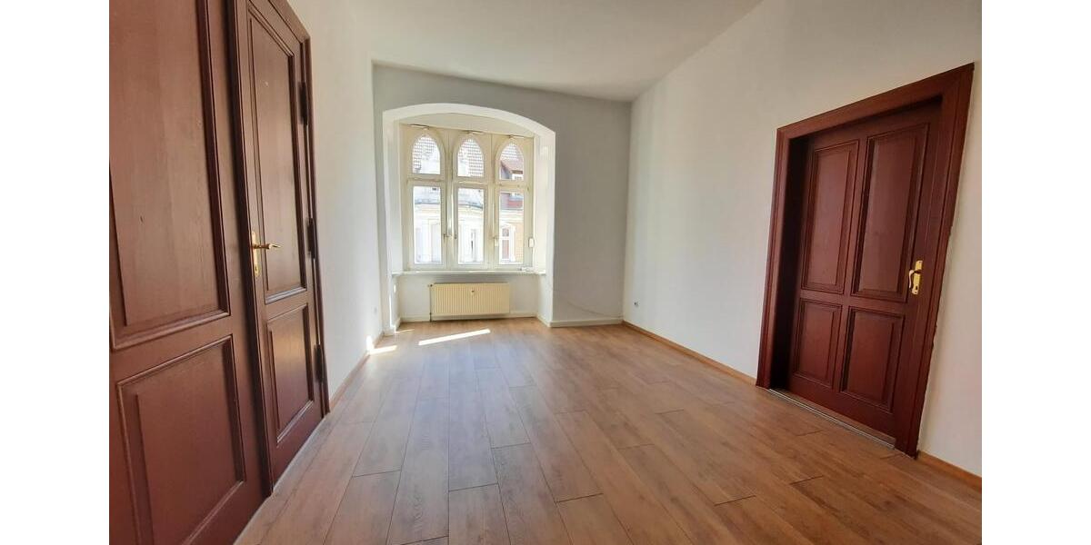 Etagenwohnung Stendal - 4 Zimmer, 114 m&sup2;, 990&euro; | Angebot:26297144