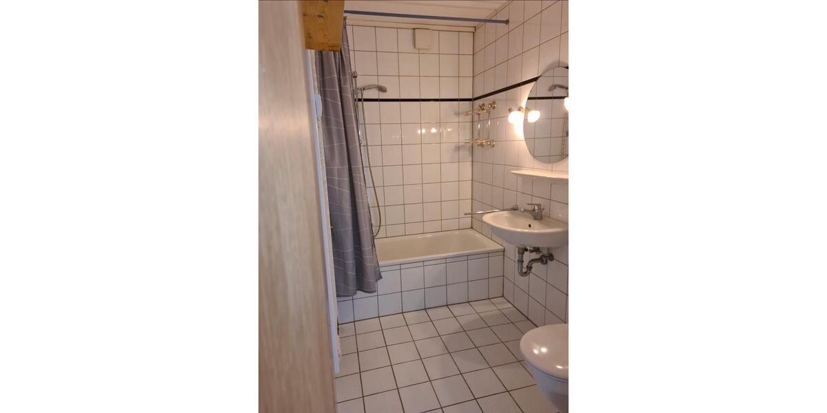 Dachgeschoßwohnung Bad Driburg - 2 Zimmer, 61 m&sup2;, 395&euro; | Angebot:25257669