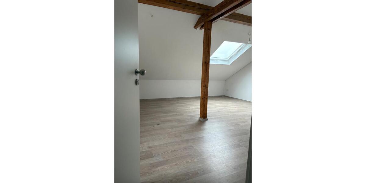 Dachgeschoßwohnung Sigmaringen - 2 Zimmer, 72 m&sup2;, 750&euro; | Angebot:25941996