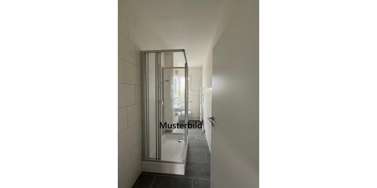 Etagenwohnung Gräfenhainichen - 3 Zimmer, 59 m&sup2;, 400&euro; | Angebot:26490790