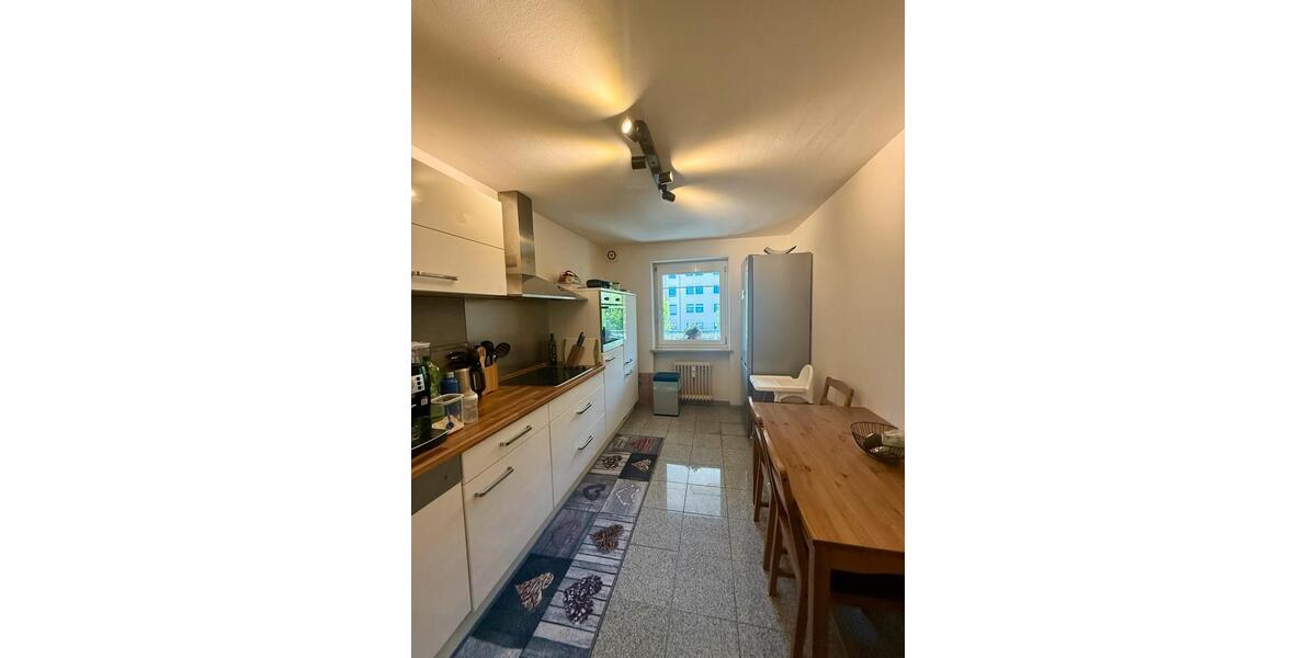 Etagenwohnung Augsburg Bergheim - 3 Zimmer, 89 m&sup2;, 1.650&euro; | Angebot:26688616