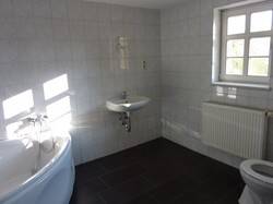 Etagenwohnung Weißenfels Burgwerben - 5 Zimmer, 136 m&sup2;, 690&euro; | Angebot:25983606