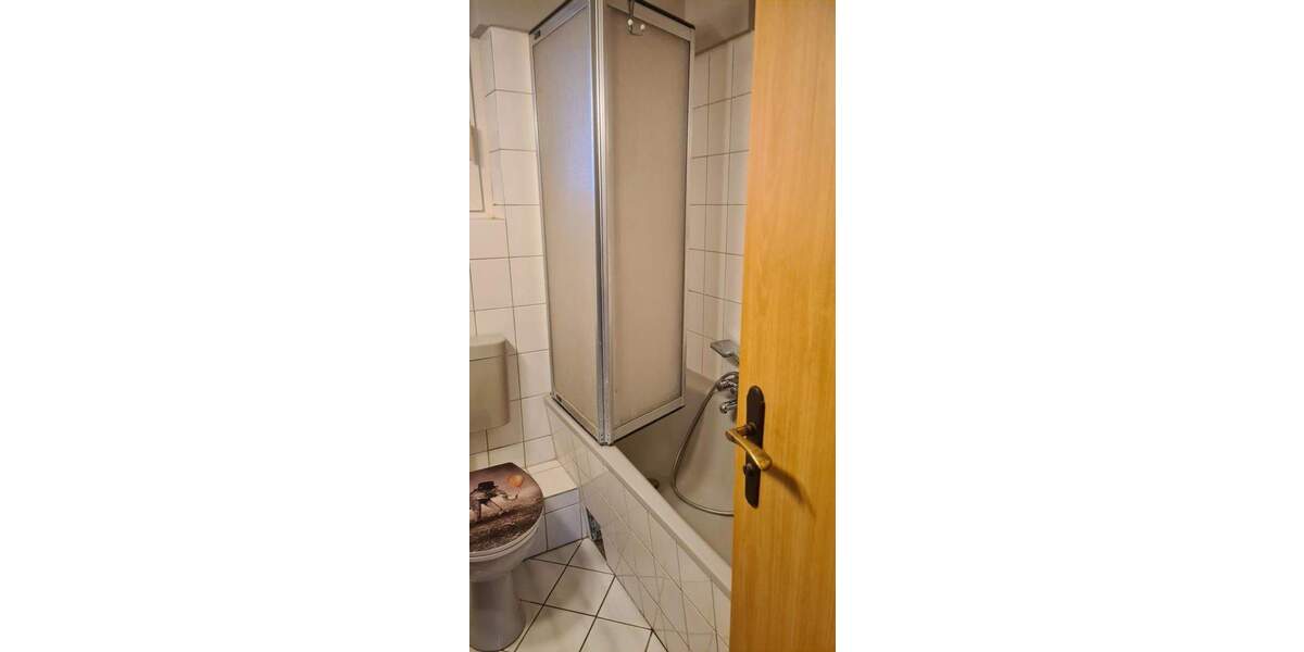 Etagenwohnung Duisburg Wanheim-Angerhausen - 2 Zimmer, 62 m&sup2;, 630&euro; | Angebot:24793186