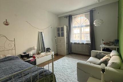 Wohnen auf Zeit Bonn - 3 Zimmer, 16 m&sup2;, 555&euro; | Angebot:26582777