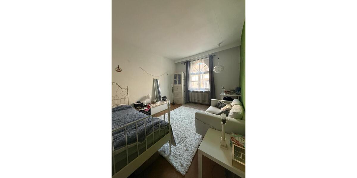 Wohnen auf Zeit Bonn - 3 Zimmer, 16 m&sup2;, 555&euro; | Angebot:26582777