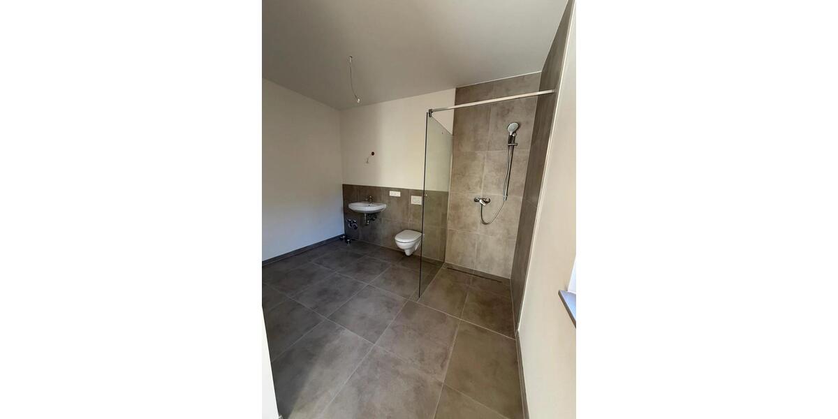 Erdgeschoßwohnung Euskirchen Dom-Esch - 3 Zimmer, 121 m&sup2;, 1.290&euro; | Angebot:26666132