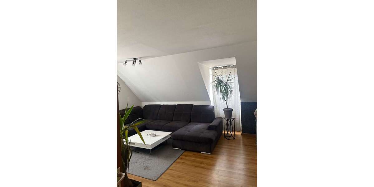 Etagenwohnung Grafenwöhr - 3 Zimmer, 67 m&sup2;, 495&euro; | Angebot:25222328