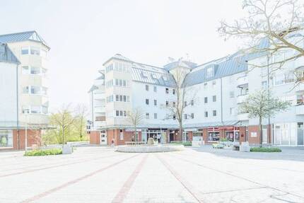 3 Zimmer Wohnung, 3. OG mit Aufzug - Tiefgarage - Balkon - Gäste WC