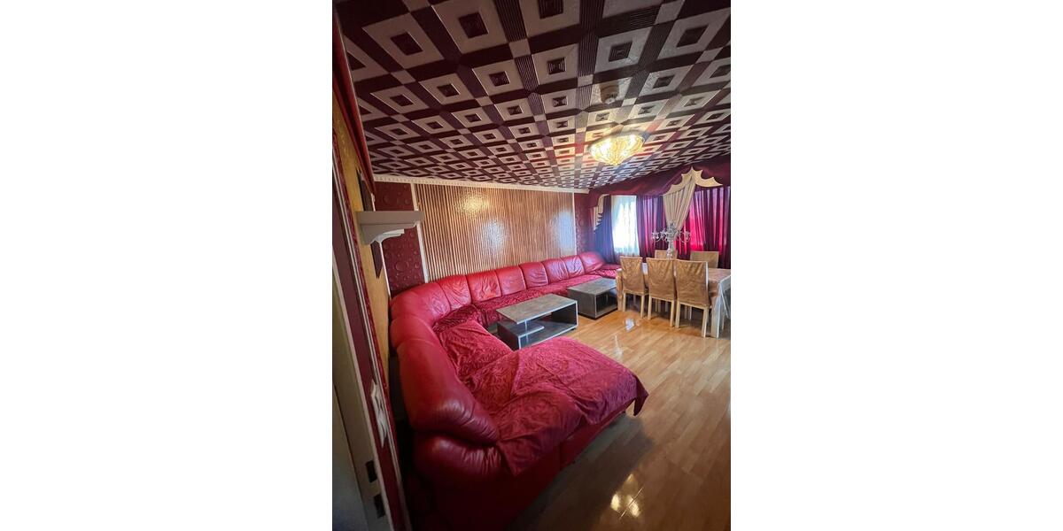Etagenwohnung Köln Kalk - 3 Zimmer, 176 m&sup2;, 1.280&euro; | Angebot:26414653