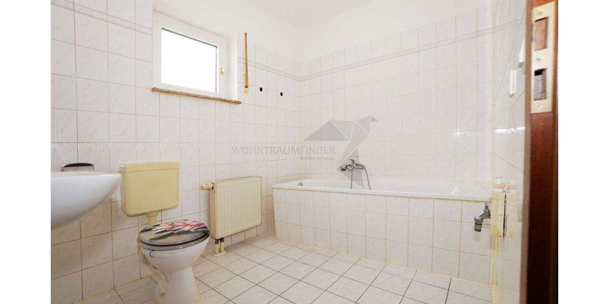 Etagenwohnung Meerane - 3 Zimmer, 60 m&sup2;, 323&euro; | Angebot:25681371