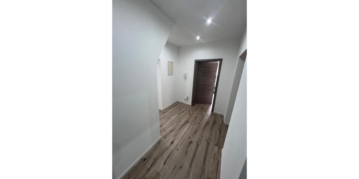 Dachgeschoßwohnung Zell im Wiesental - 4 Zimmer, 135 m&sup2;, 1.350&euro; | Angebot:25883441