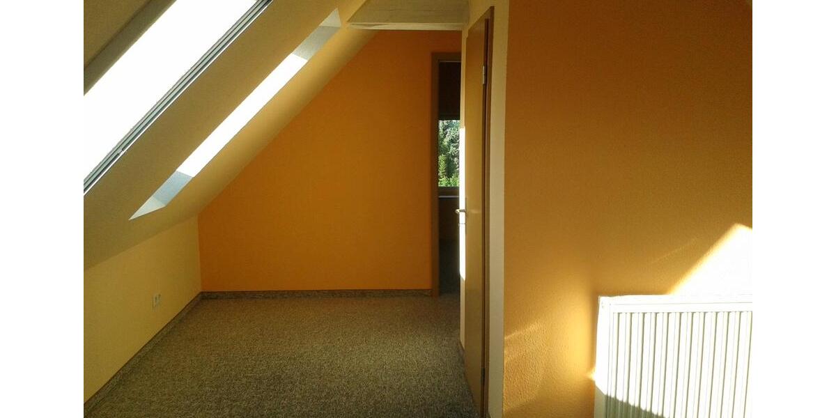 Etagenwohnung Jessen (Elster) - 4 Zimmer, 98 m&sup2;, 637&euro; | Angebot:26482594
