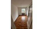 BESICHTIGUNG: DI., 02.09., 17.00 - 17.30 Uhr! Großzügige 4-Zimmer-Wohnung in Schnelsen, 95 m²! Befristete Vermietung für ein Jahr, auch an WG