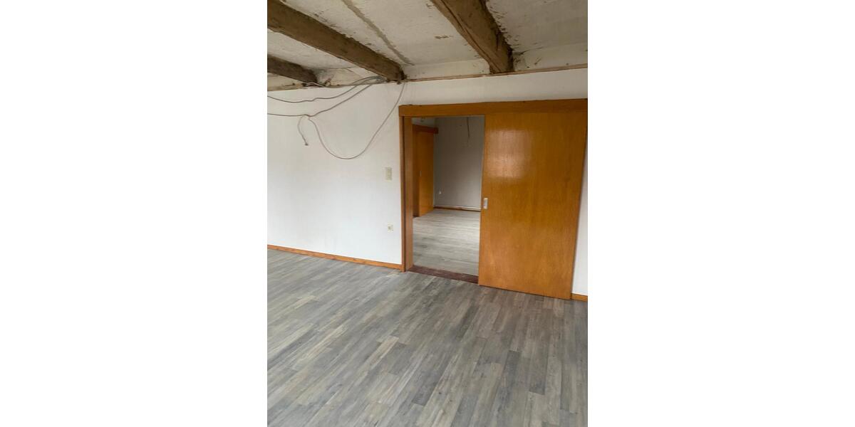 Etagenwohnung Braunschweig Südstadt- Rautheim- Mascherode - 5 Zimmer, 144 m&sup2;, 1.400&euro; | Angebot:25056337