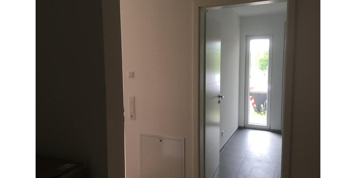 Erdgeschoßwohnung Neuruppin - 1 Zimmer, 35 m&sup2;, 595&euro; | Angebot:25342225