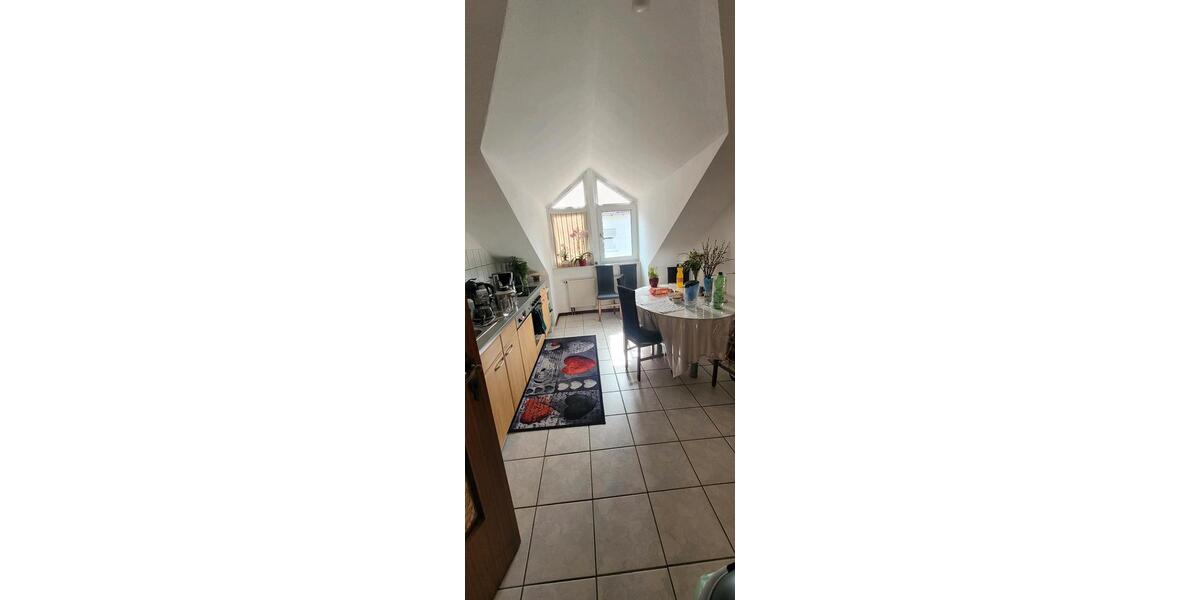 Dachgeschoßwohnung Pohlheim - 2 Zimmer, 56 m&sup2;, 600&euro; | Angebot:26700002