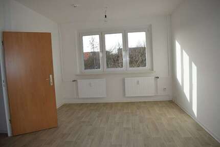 Wohnung Gotha Gotha West - 4 Zimmer, 71 m&sup2;, 435&euro; | Angebot:26185687
