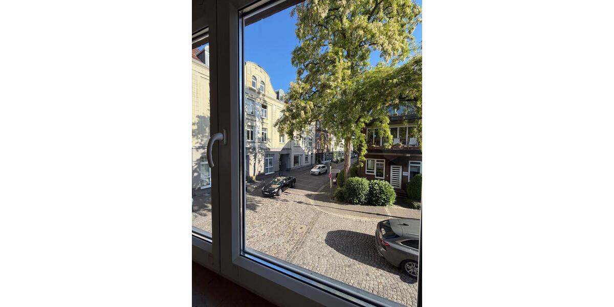 Etagenwohnung Düsseldorf Stadtbezirk 7 - 2.5 Zimmer, 89 m&sup2;, 1.350&euro; | Angebot:26678017