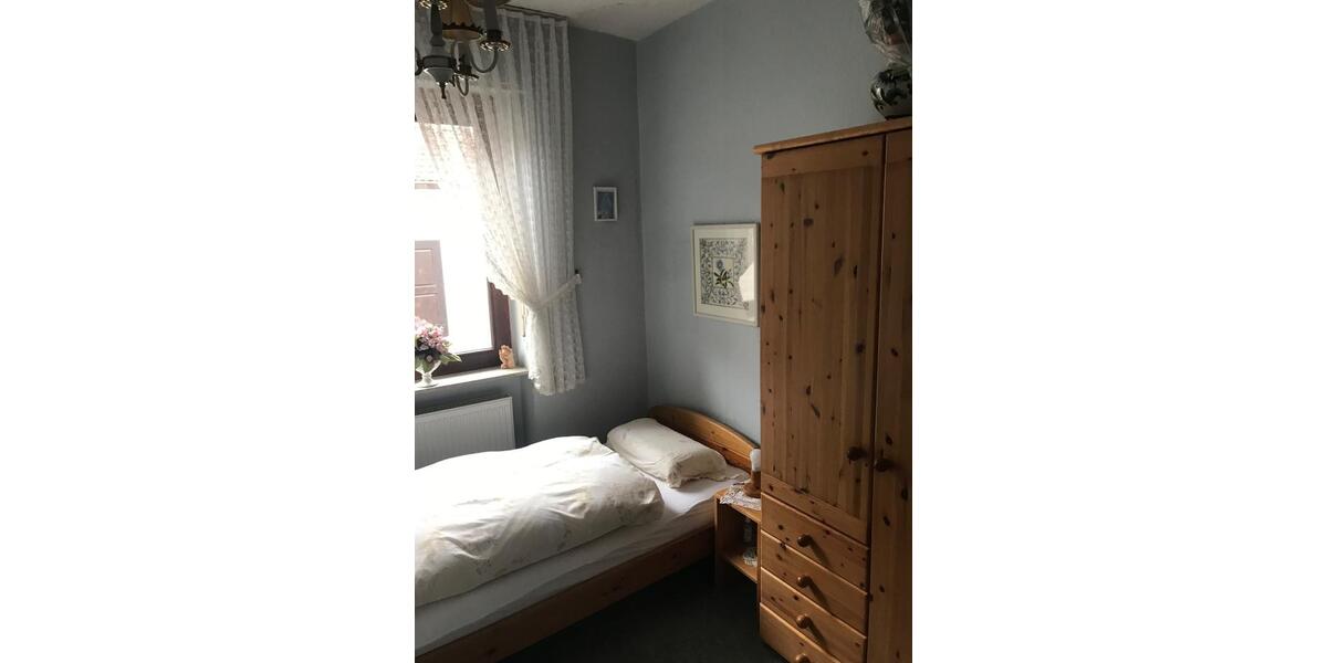 Günstige möblierte Wohnung für liebevolle Frau 2 zimmer