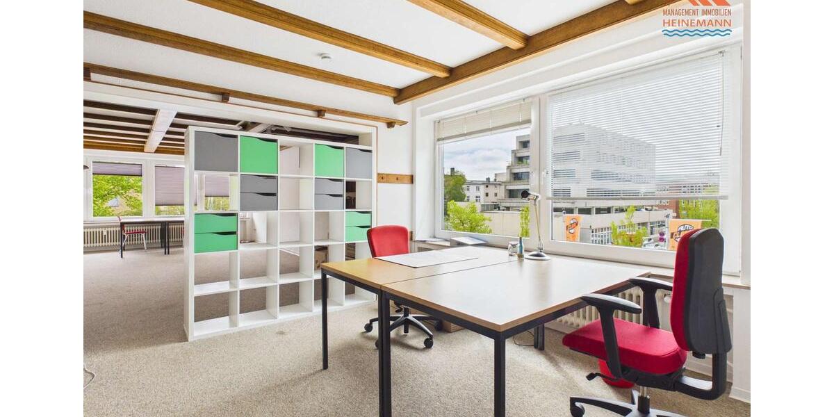 Etagenwohnung Cuxhaven - 3 Zimmer, 128 m&sup2;, 1.050&euro; | Angebot:26476827