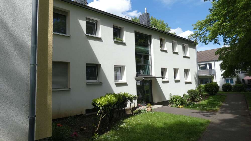 Etagenwohnung Bergisch Gladbach Gronau - 3 Zimmer, 61 m&sup2;, 518&euro; | Angebot:27298783