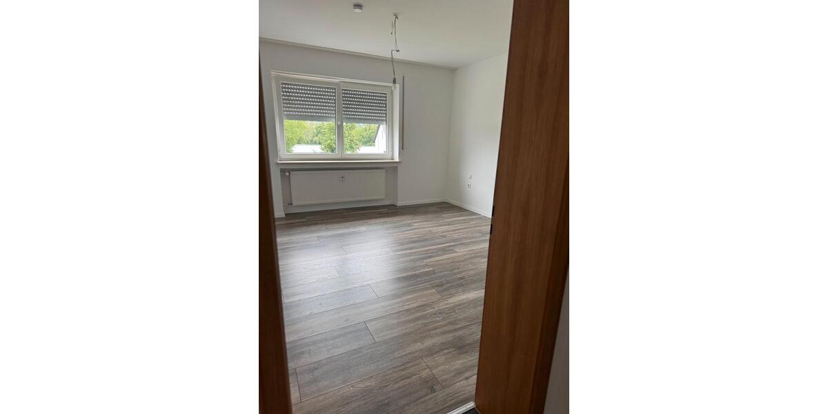 Etagenwohnung Simbach - 4 Zimmer, 97 m&sup2;, 850&euro; | Angebot:26363023