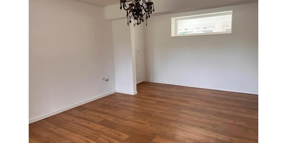 Etagenwohnung Schiffweiler - 2 Zimmer, 65 m&sup2;, 560&euro; | Angebot:25171339