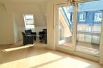 Dachgeschoßwohnung mit Aufzug und Terrasse in urbaner Lage