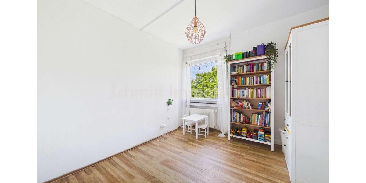 Etagenwohnung Frankfurt am Main West - 4 Zimmer, 110 m&sup2;, 1.300&euro; | Angebot:26321655