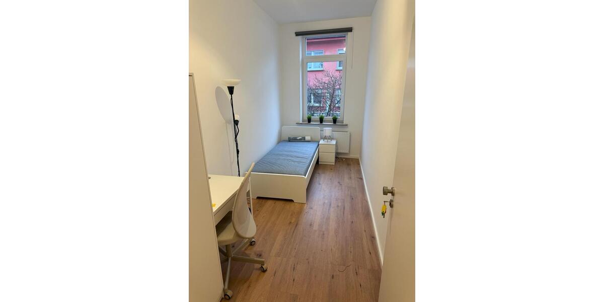 Etagenwohnung Bergheim - 1 Zimmer, 16 m&sup2;, 600&euro; | Angebot:26566400