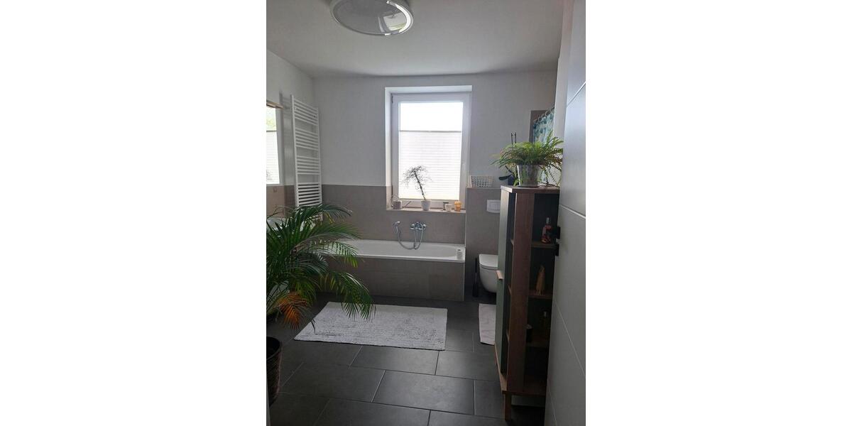 Etagenwohnung Kiel Gaarden-Ost - 2 Zimmer, 65 m&sup2;, 680&euro; | Angebot:26577728