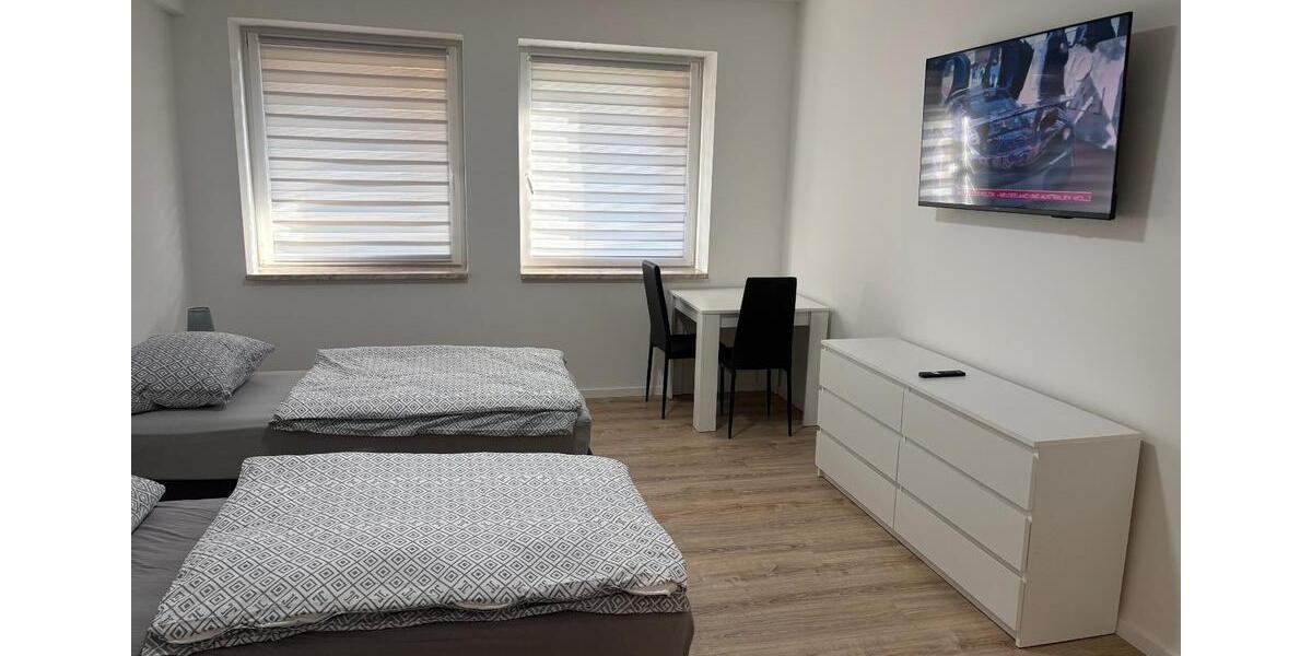 Wohnen auf Zeit Unterwellenborn - 3 Zimmer, 96 m&sup2;, 25&euro; | Angebot:21353198