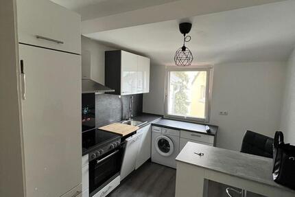 3 Zimmer, Küche, Bad mit Balkon in Worms-Neuhausen zimmer