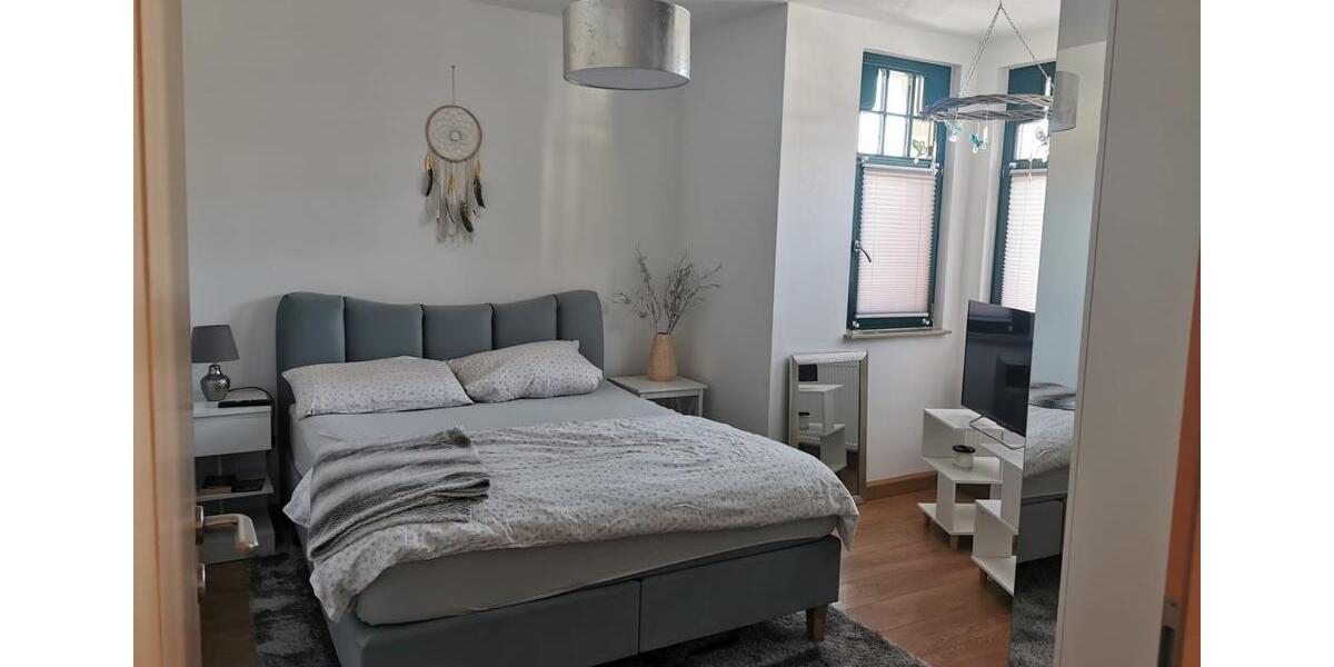 ***RESERVIERT*** 96m² | 4-Raum Wohnung | Mietwohnung | EBK Küche | Kamin | Balkon | Parken | Keller 4 zimmer