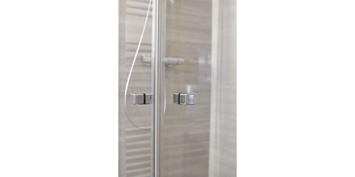 Etagenwohnung Leipzig Leutzsch - 2 Zimmer, 80 m&sup2;, 1.120&euro; | Angebot:25819037