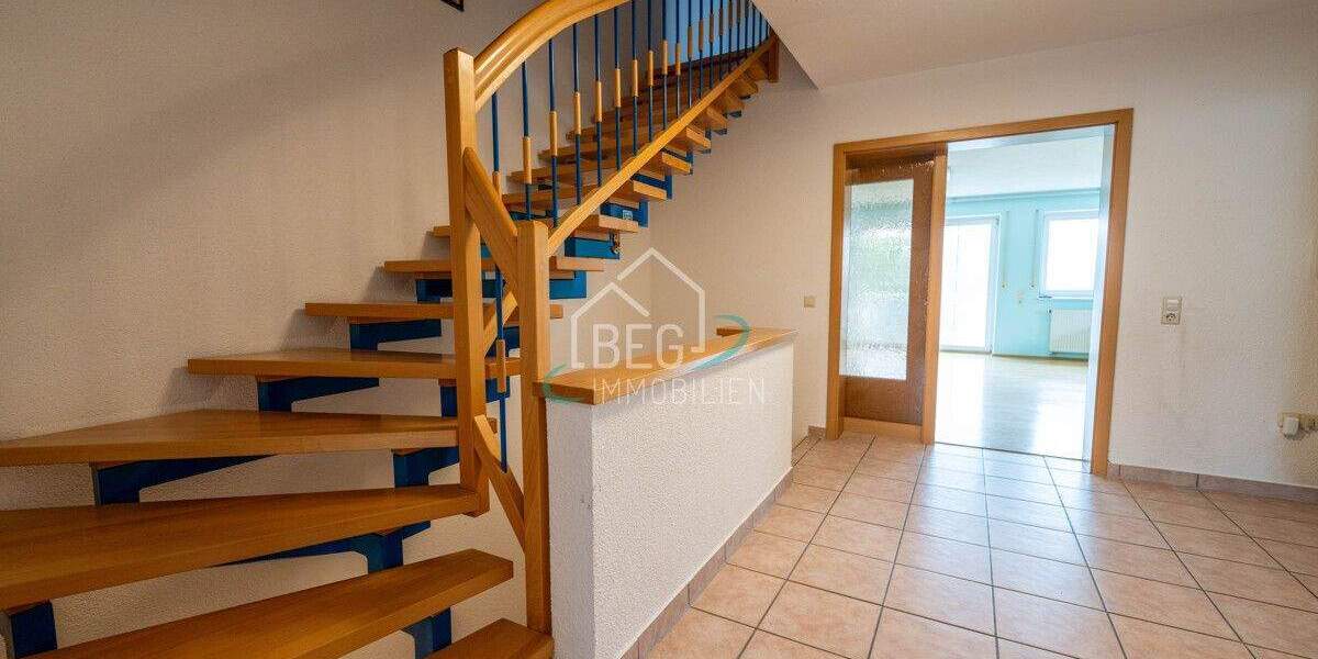 Familienfreundliche Doppelhaushälfte mit Garten und Terrasse 5 zimmer