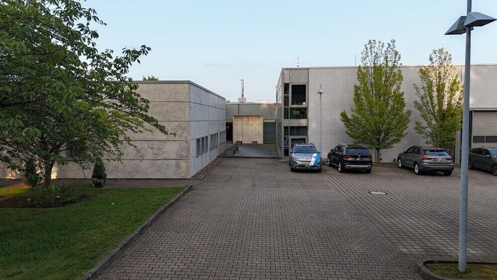 Hochwertige Bürofläche mit flexibel teilbarem Grundriss und stilvollem Empfangsbereich