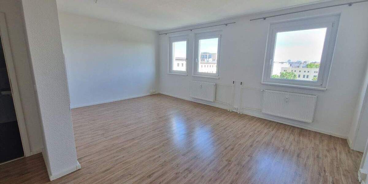 Wohnen wo was los ist - mitten im Domviertel - ab Februar 2026 mit neuer Einbauküche! 3 zimmer