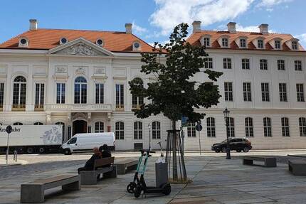 Komfortables Arbeiten in attraktivem Büro in der schönen Dresdner Innenstadt! 1 zimmer