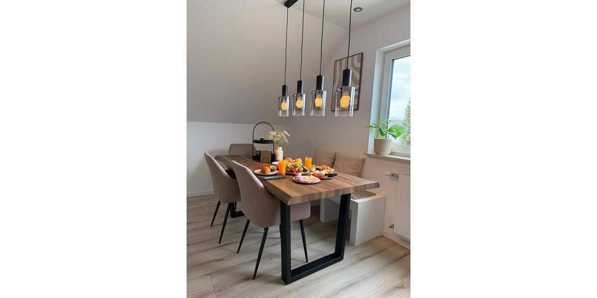 Wohnen auf Zeit Rheinbach - 3 Zimmer, 75 m&sup2;, 119&euro; | Angebot:25617131